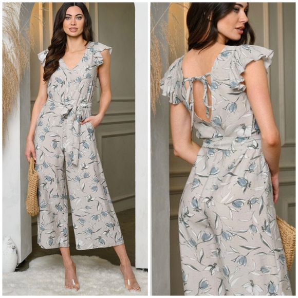 Pants - Feminine Chic Floral Gray Open Back Jumpsuit